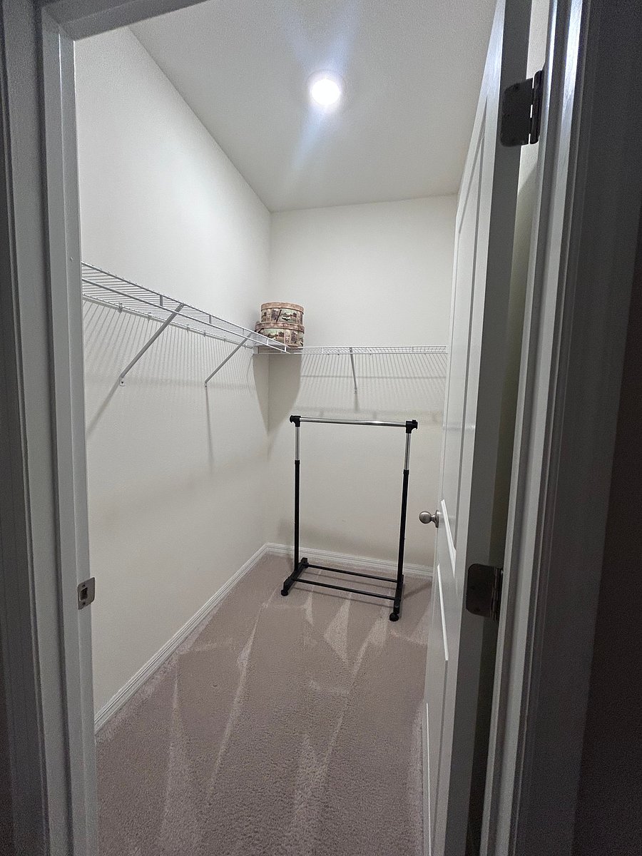 Furnished Finder property 1056080_1 photo 5