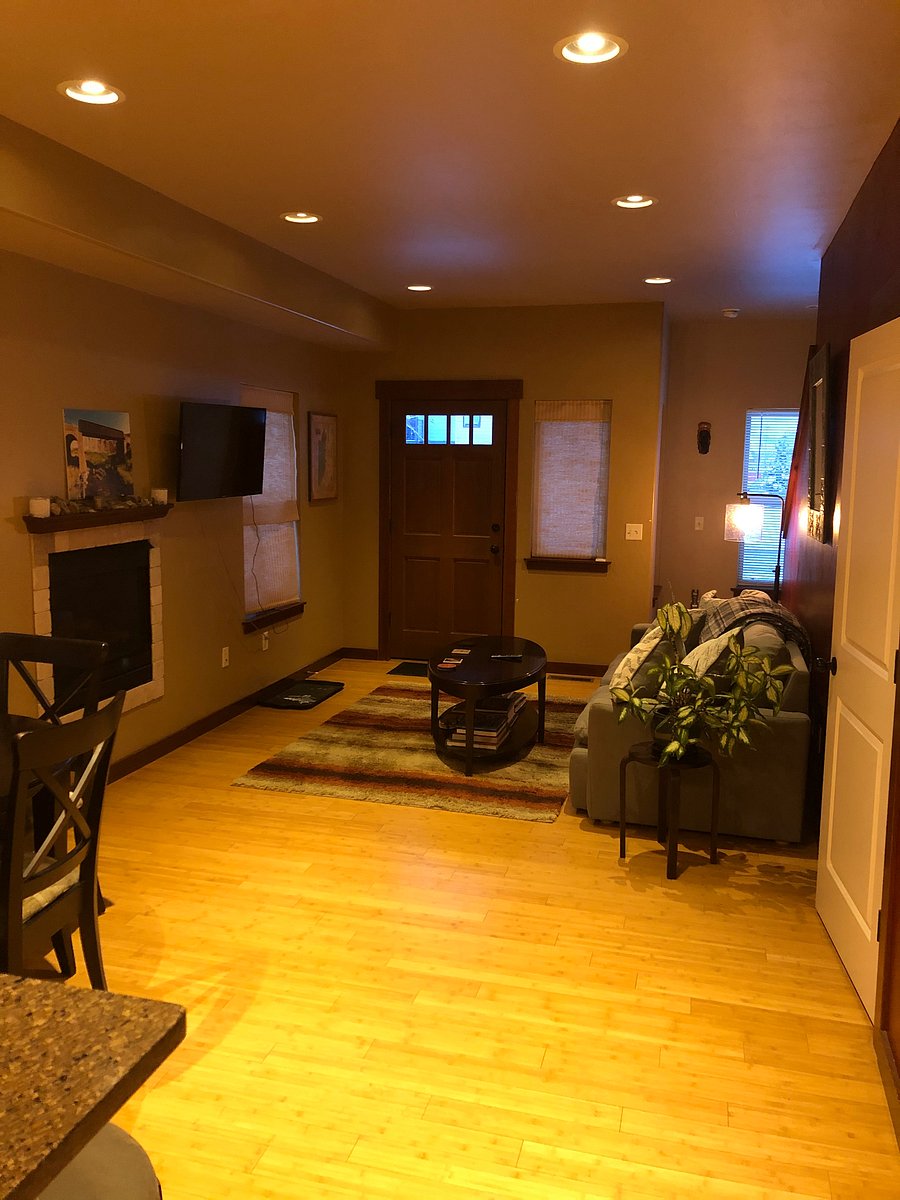 Furnished Finder property 1056102_1 photo 3