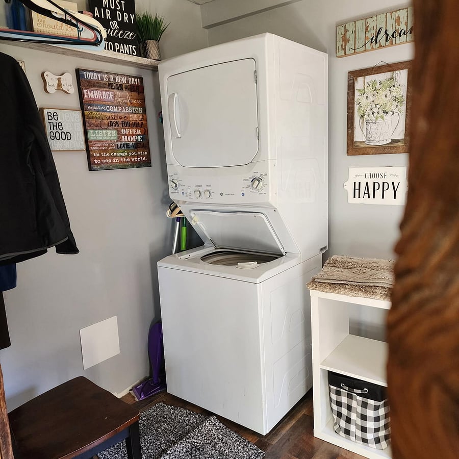 Furnished Finder property 1056106_1 photo 15