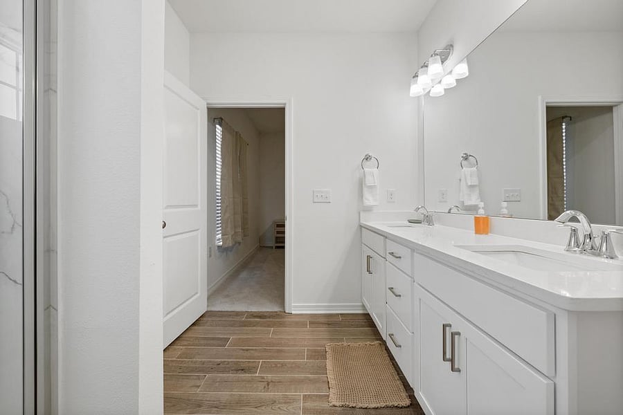 Furnished Finder property 1056112_1 photo 23