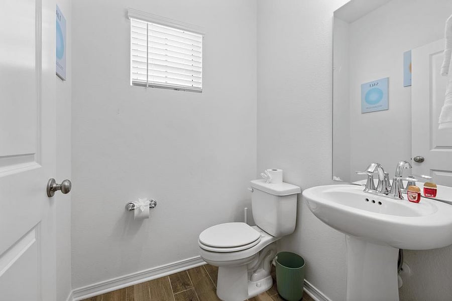 Furnished Finder property 1056112_1 photo 14