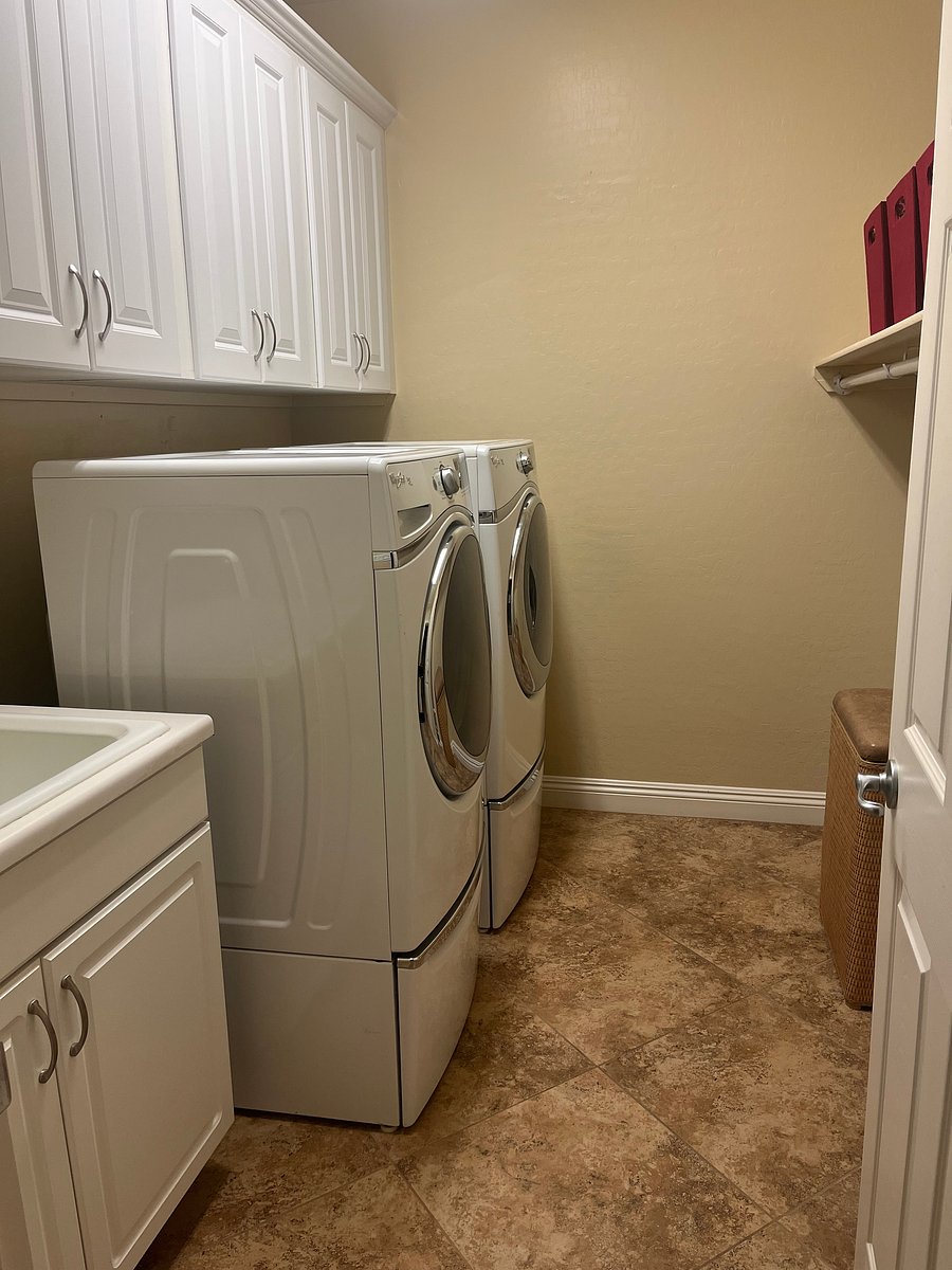 Furnished Finder property 1056119_1 photo 11