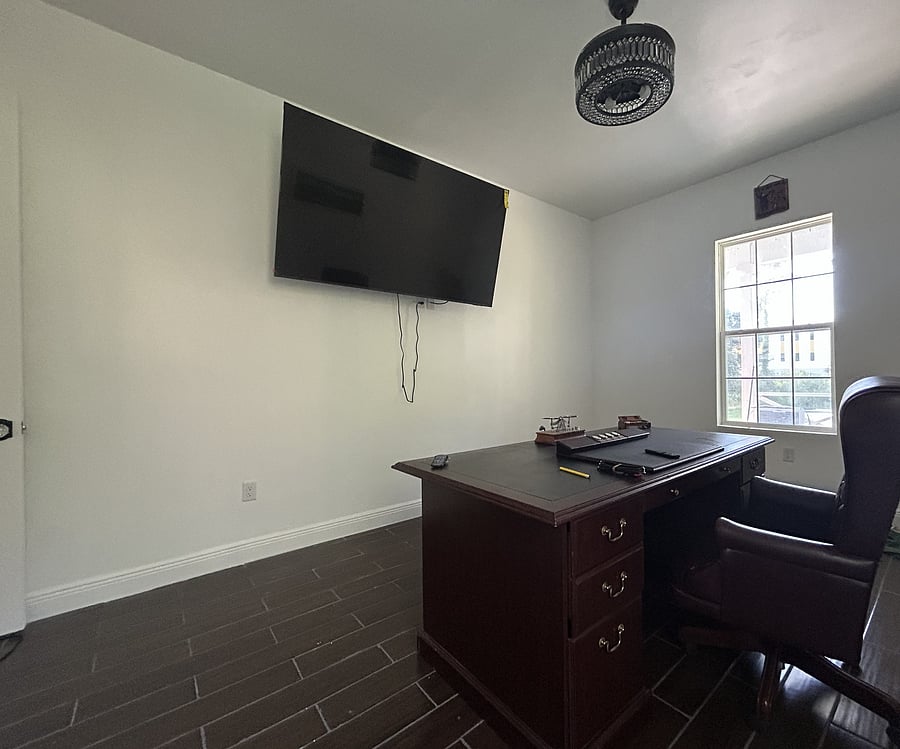 Furnished Finder property 1056121_1 photo 25