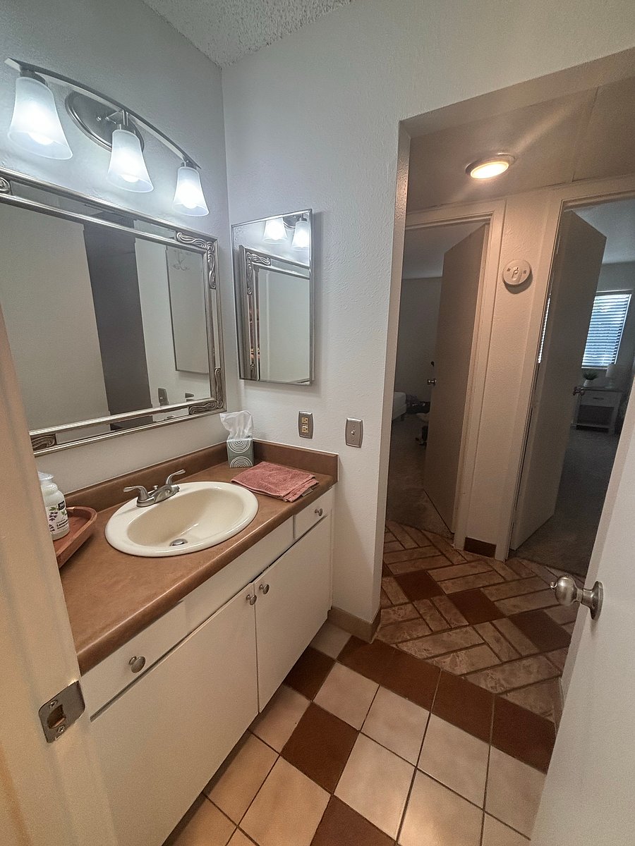 Furnished Finder property 1056132_1 photo 12