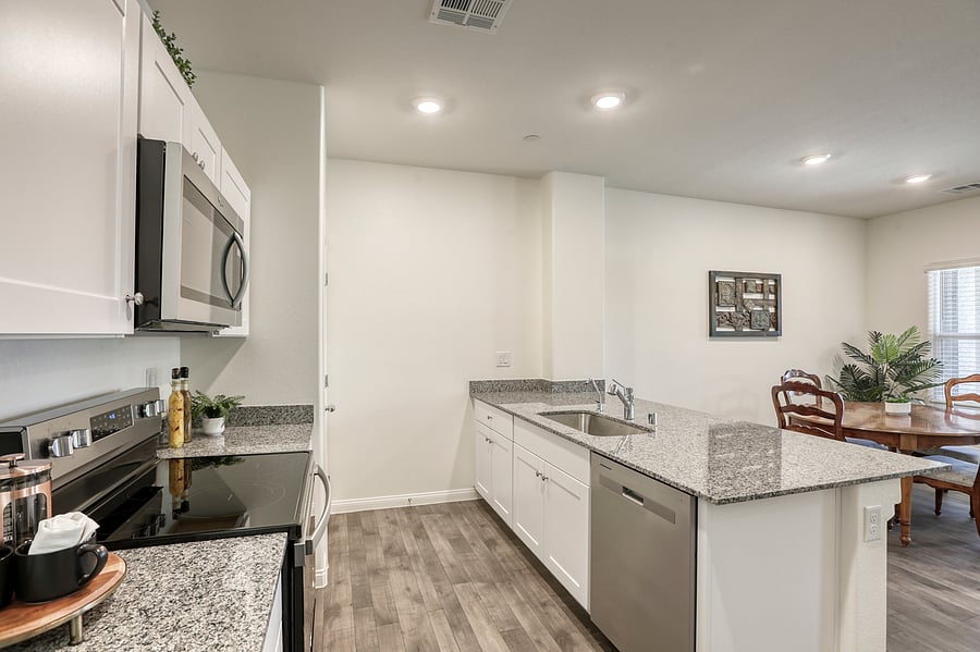 Furnished Finder property 1056142_1 photo 13