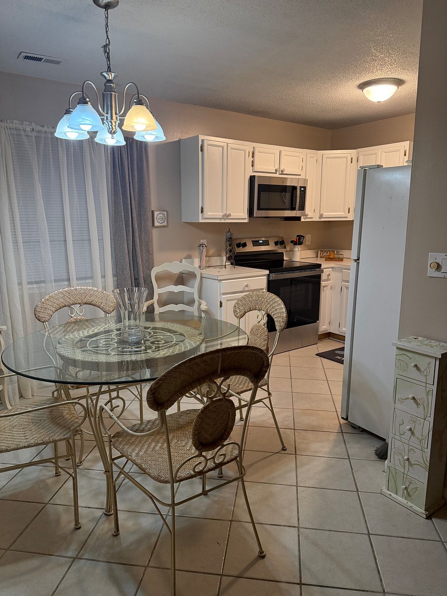 Furnished Finder property 1056148_1 photo 6