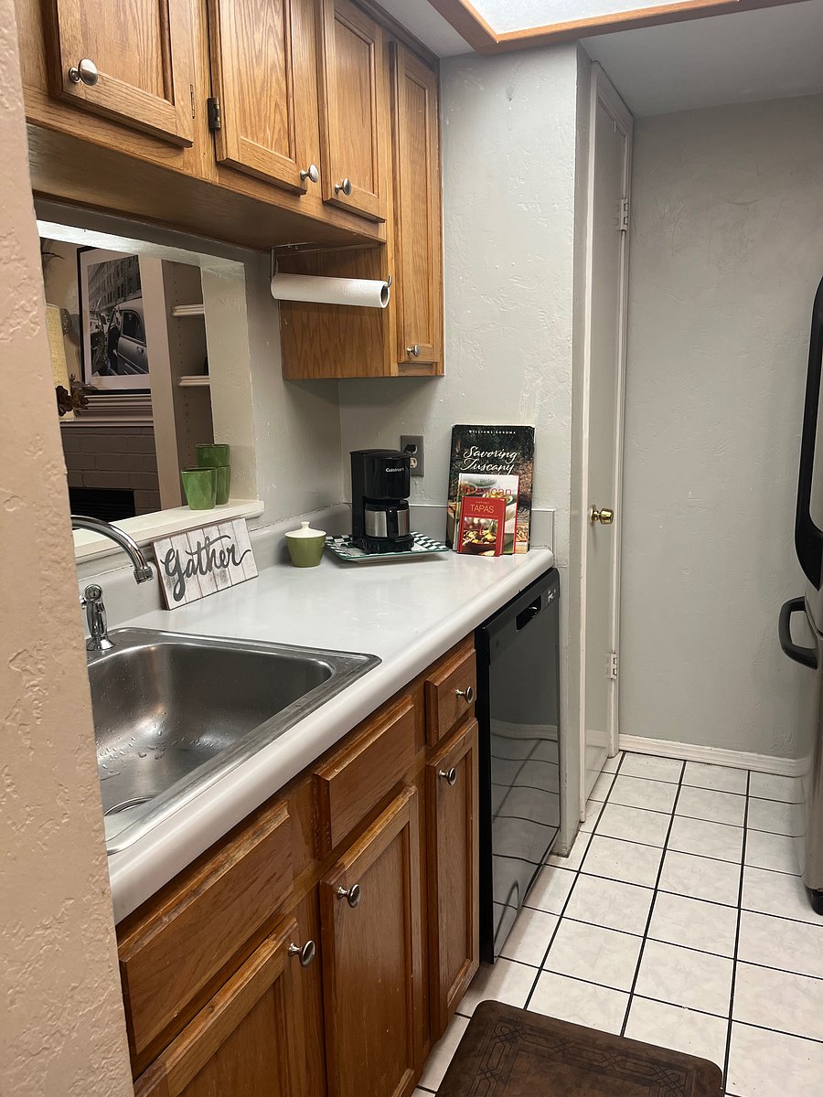 Furnished Finder property 1056151_1 photo 7