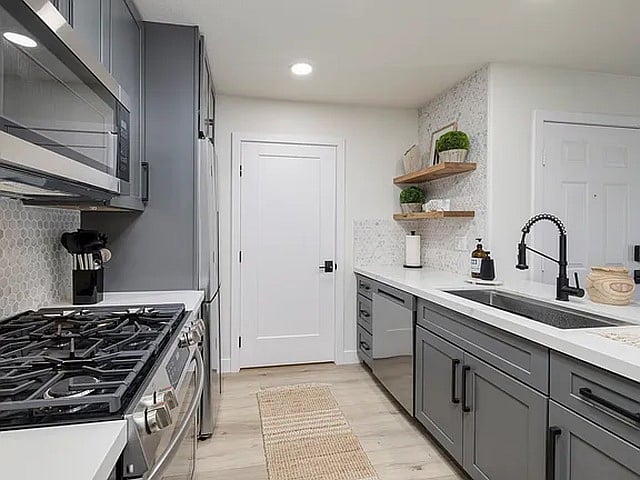 Furnished Finder property 1056152_1 photo 8