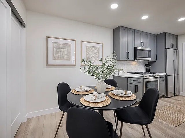 Furnished Finder property 1056152_1 photo 11