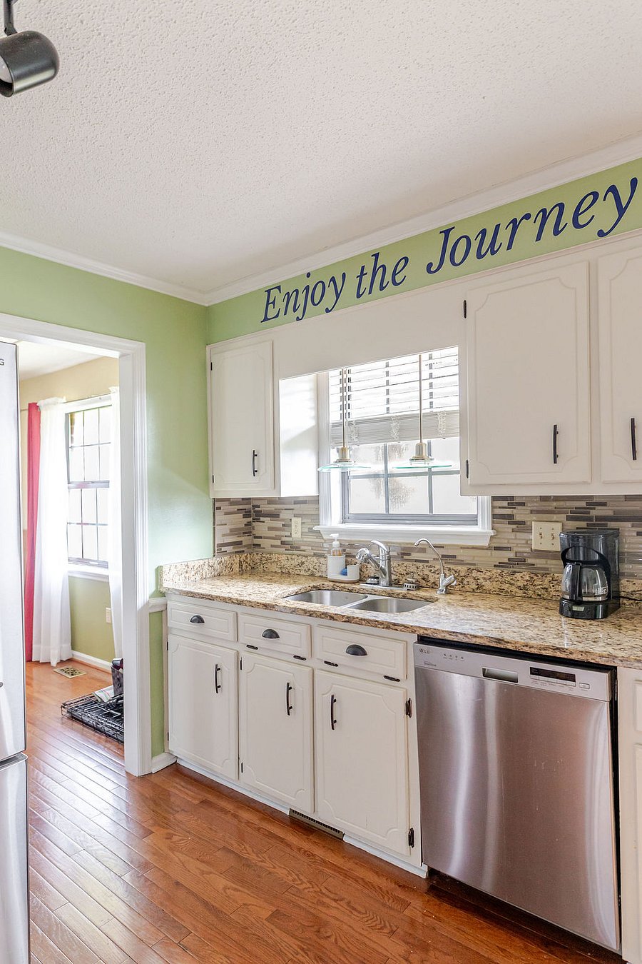 Furnished Finder property 1056158_1 photo 27