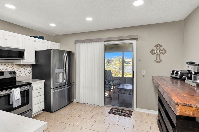 Furnished Finder property 1056160_1 photo 10