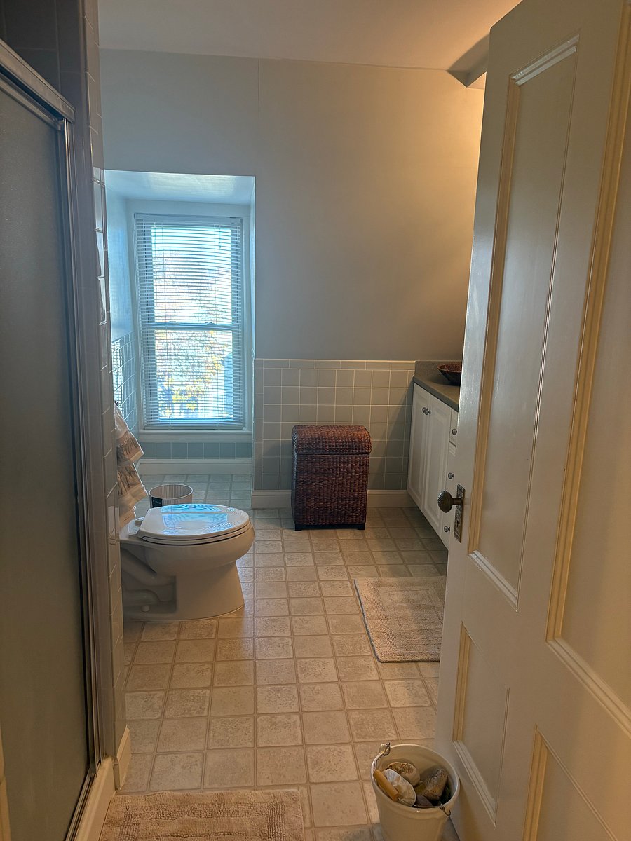 Furnished Finder property 1056177_1 photo 13
