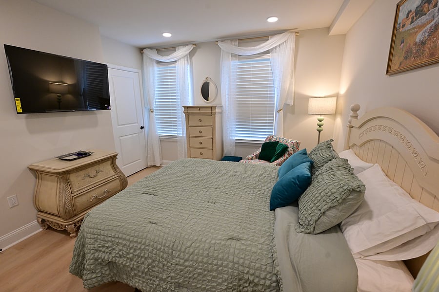 Furnished Finder property 1056188_1 photo 17