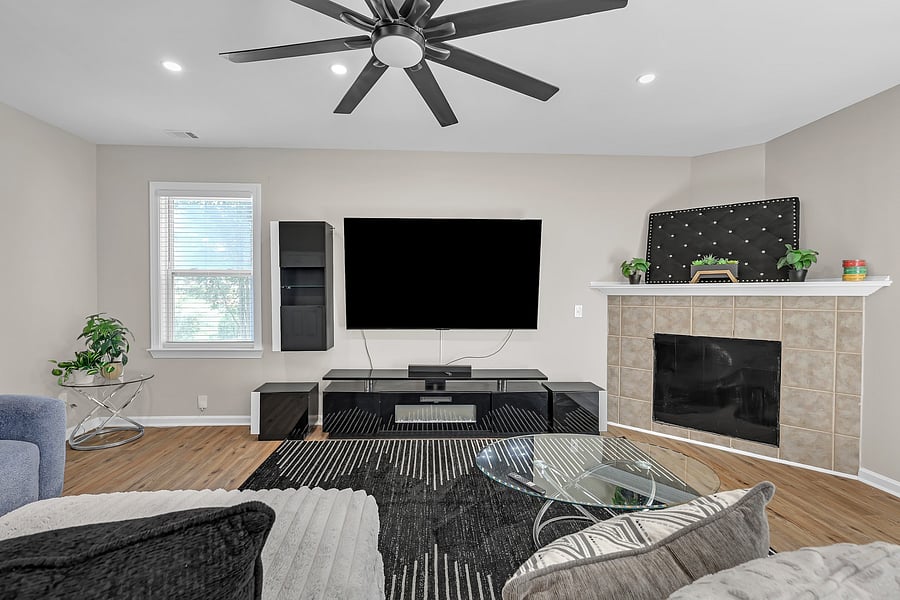 Furnished Finder property 1056192_1 photo 11