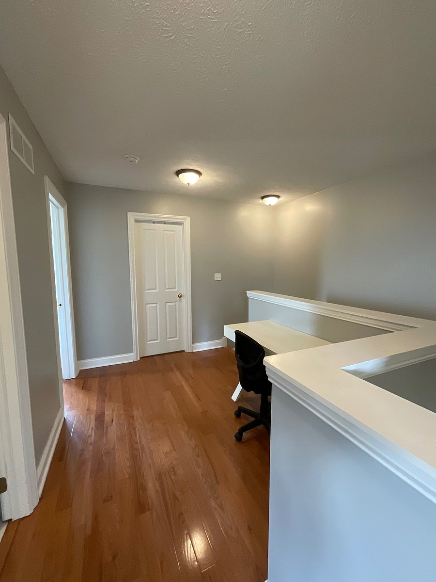2nd Floor landing