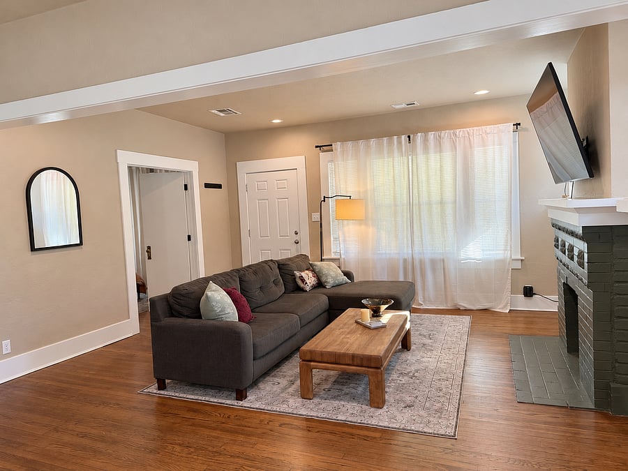 Furnished Finder property 1056241_1 photo 49