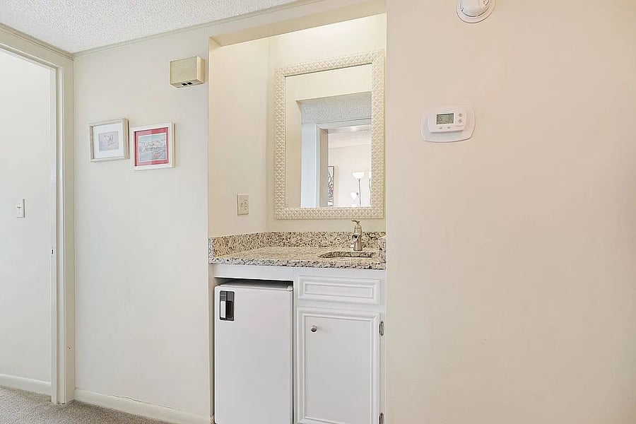 Furnished Finder property 1056244_1 photo 13