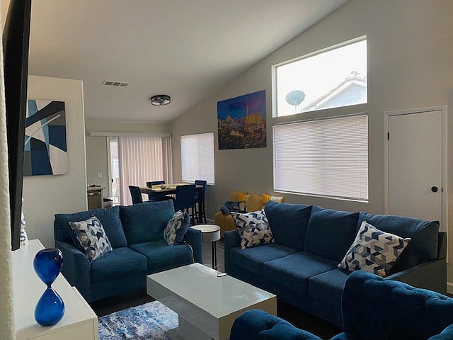 Furnished Finder property 1056247_1 photo 4