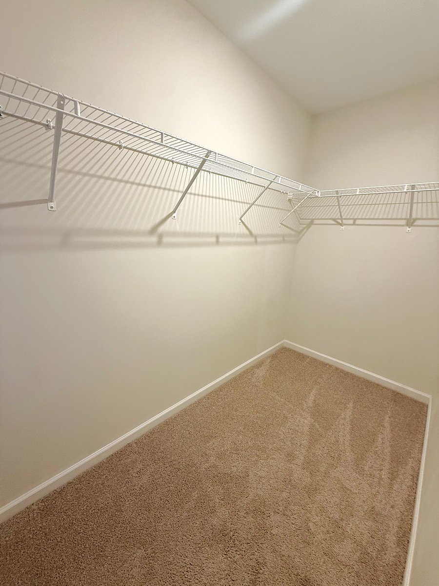Furnished Finder property 1056270_1 photo 12
