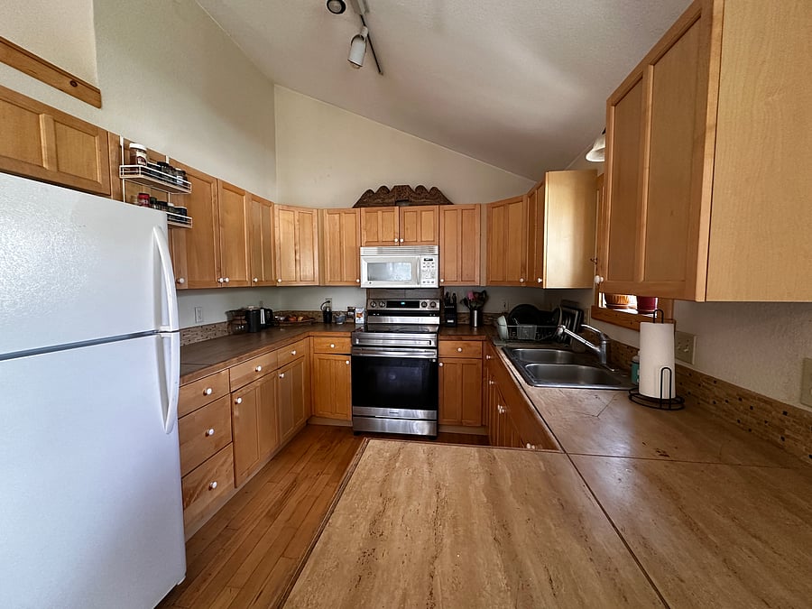 Furnished Finder property 1056276_1 photo 4