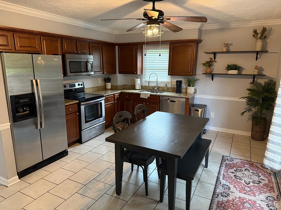 Furnished Finder property 1056281_1 photo 4