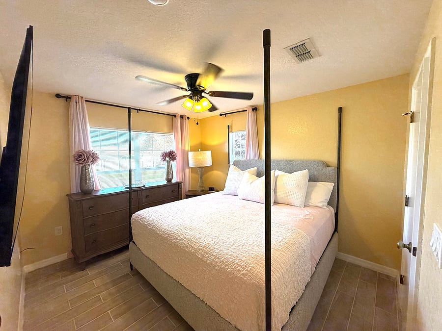 Furnished Finder property 1056285_1 photo 30