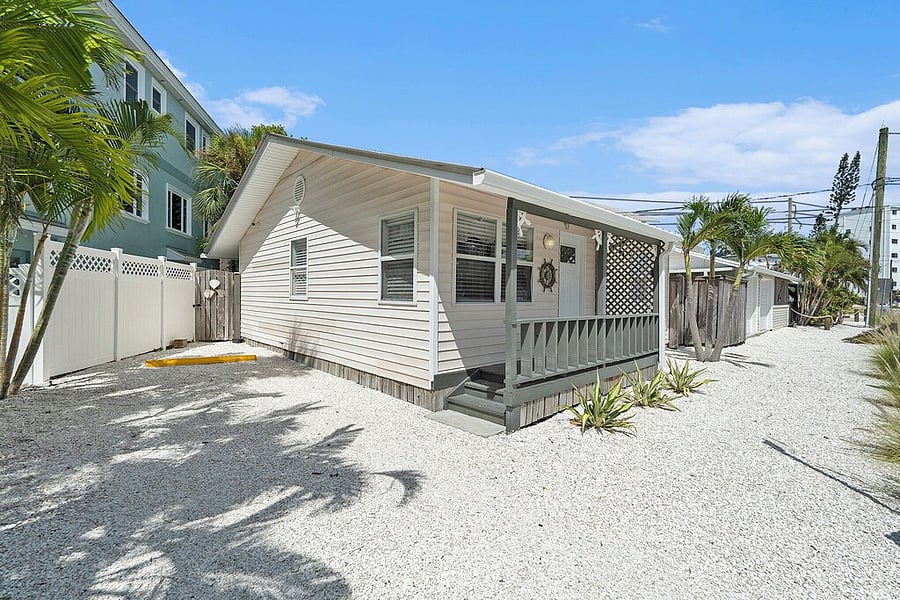 Furnished Finder property 1056286_1 photo 1