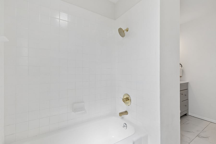 Furnished Finder property 1056296_1 photo 15