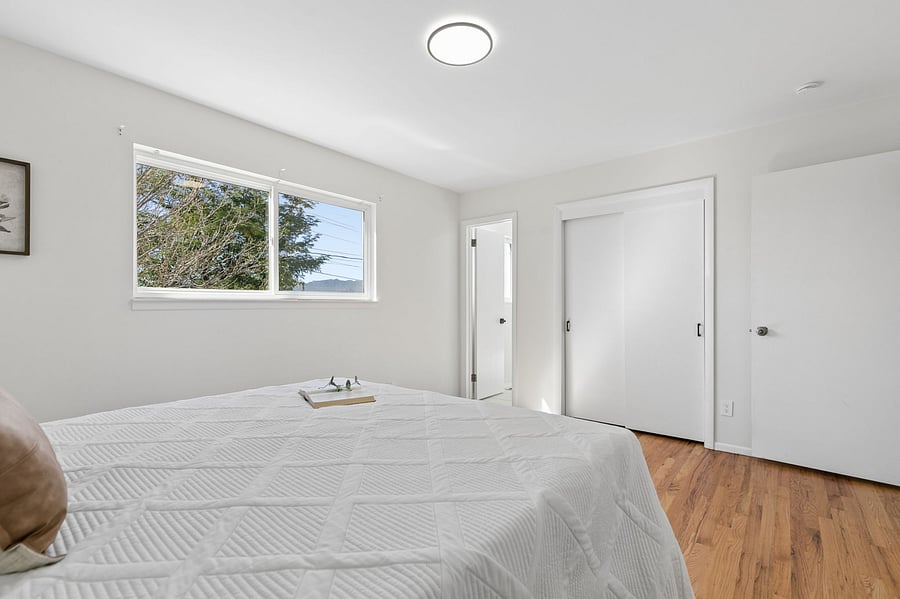 Furnished Finder property 1056296_1 photo 17