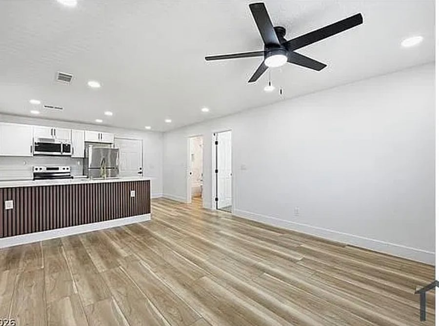 Furnished Finder property 1056324_1 photo 2