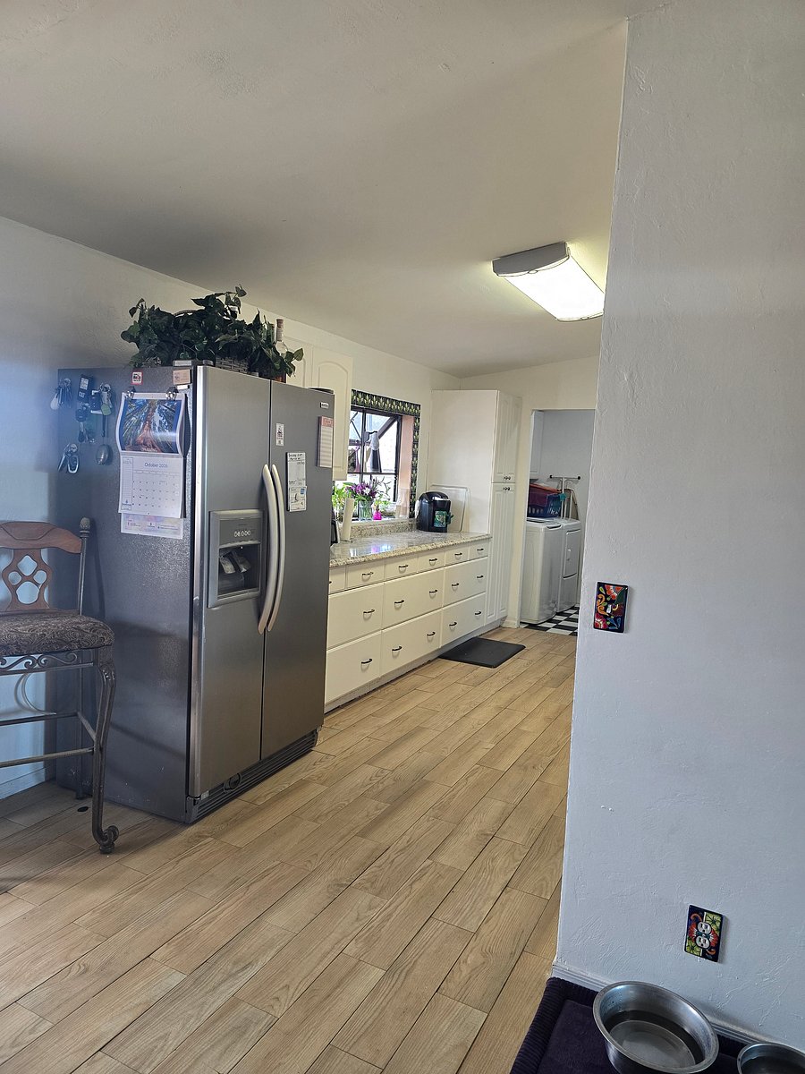 Furnished Finder property 1056337_1 photo 3
