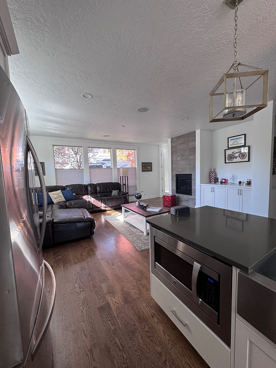 Furnished Finder property 1056346_1 photo 3