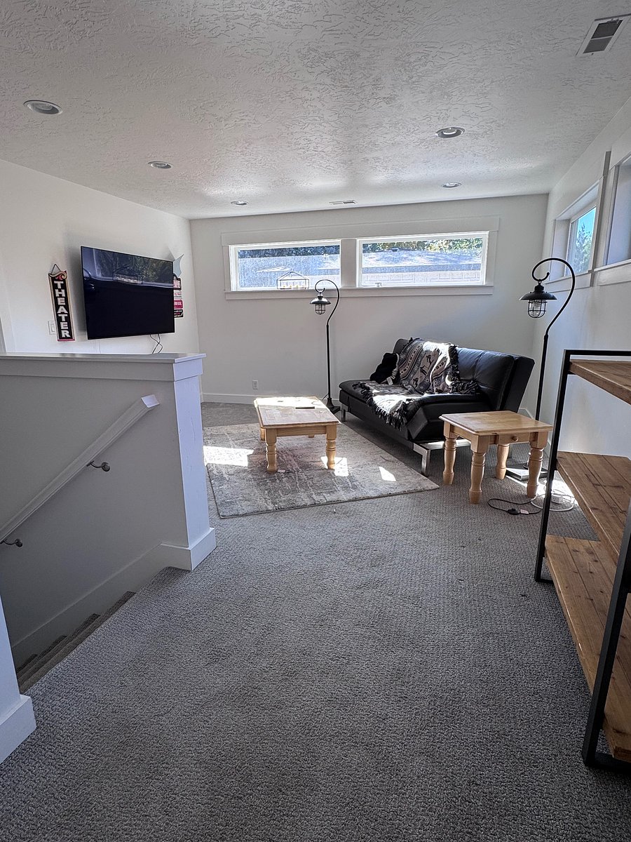 Furnished Finder property 1056346_1 photo 13