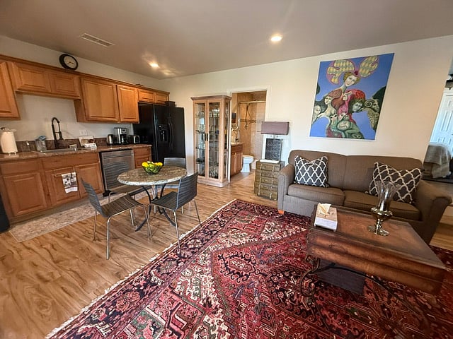 Furnished Finder property 1056349_2 photo 11