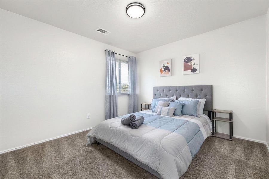 Furnished Finder property 1056354_1 photo 20