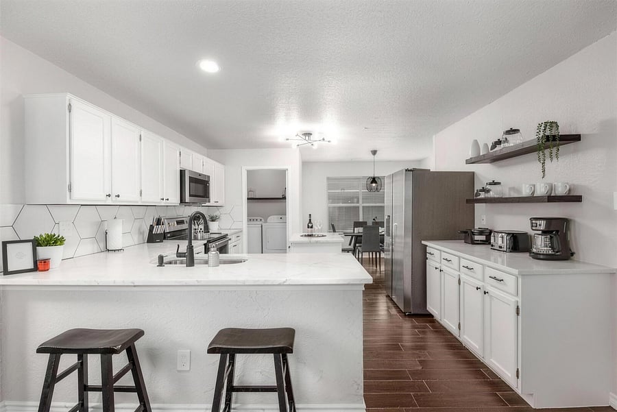 Furnished Finder property 1056354_1 photo 11