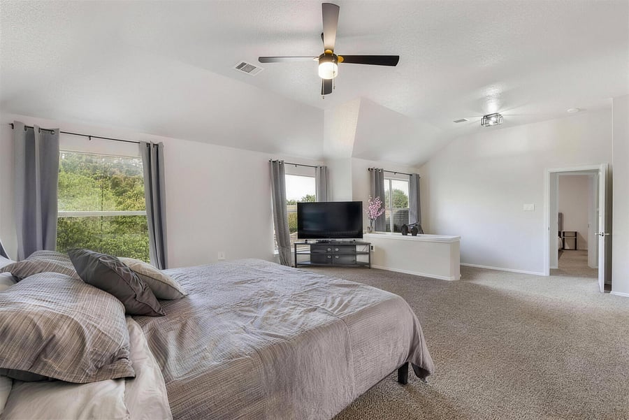 Furnished Finder property 1056354_1 photo 17