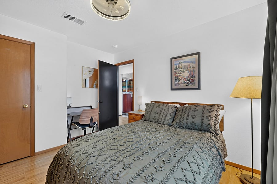 Furnished Finder property 1056369_1 photo 10
