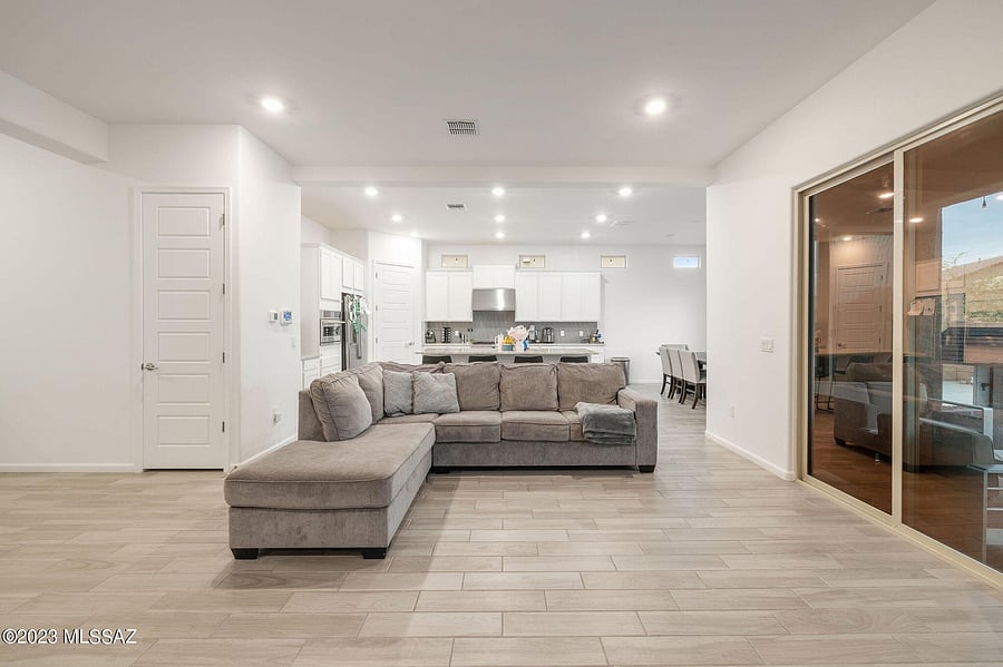 Furnished Finder property 1056379_1 photo 10