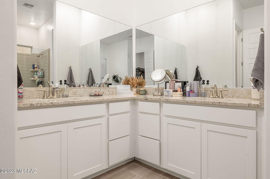 Furnished Finder property 1056379_1 photo 15