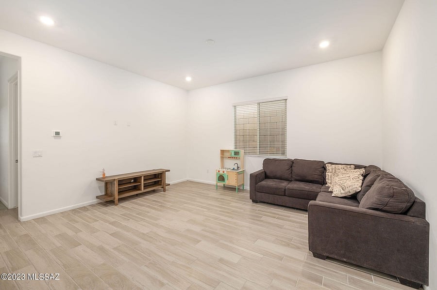 Furnished Finder property 1056379_1 photo 18