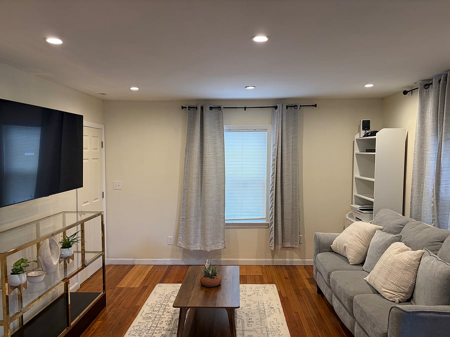 Furnished Finder property 1056427_1 photo 2