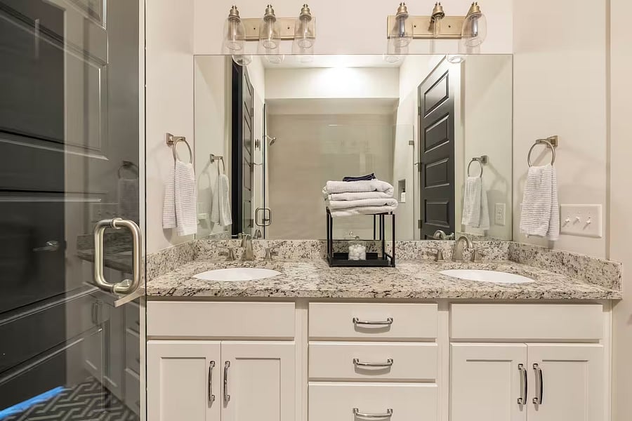 Furnished Finder property 1056428_1 photo 4