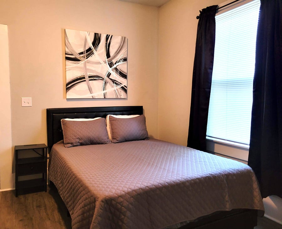 Furnished Finder property 1056430_1 photo 14