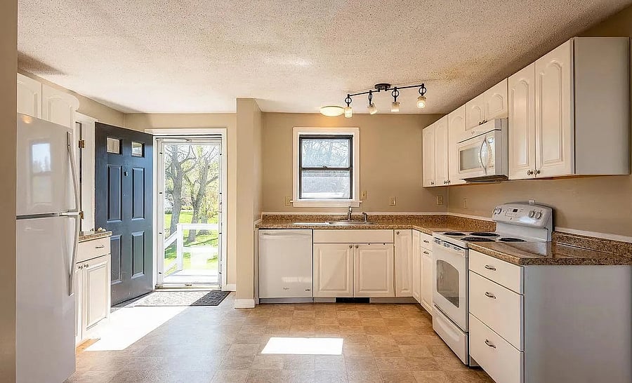 Furnished Finder property 1056432_1 photo 7