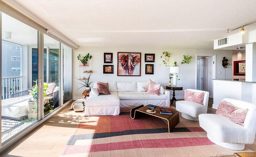 Furnished Finder property 1056448_1 photo 11