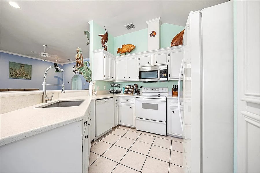 Furnished Finder property 1056507_1 photo 16