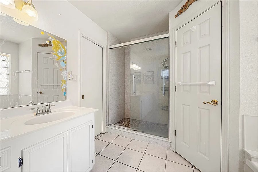 Furnished Finder property 1056507_1 photo 18