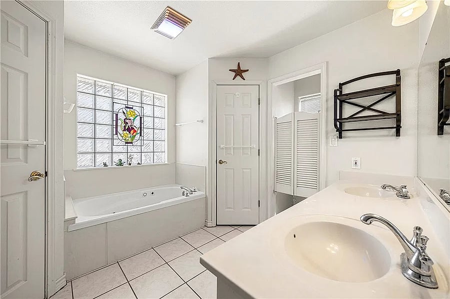 Furnished Finder property 1056507_1 photo 21