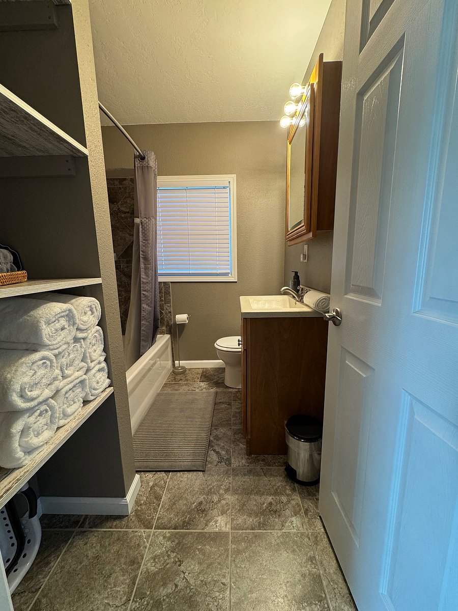Furnished Finder property 1056521_1 photo 9